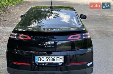 Хэтчбек Chevrolet Volt 2014 в 