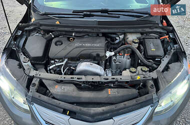 Хэтчбек Chevrolet Volt 2017 в 