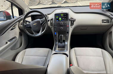 Хэтчбек Chevrolet Volt 2014 в 