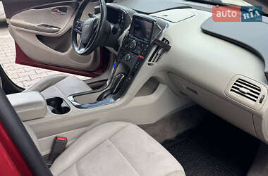 Хэтчбек Chevrolet Volt 2014 в 