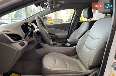 Хэтчбек Chevrolet Volt 2018 в 