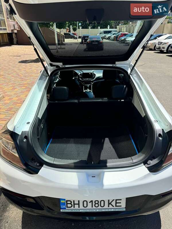 Хэтчбек Chevrolet Volt 2016 в Одессе