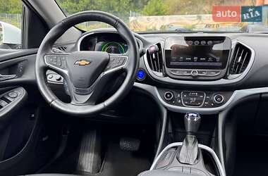 Хэтчбек Chevrolet Volt 2016 в 