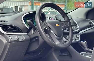 Хэтчбек Chevrolet Volt 2016 в 