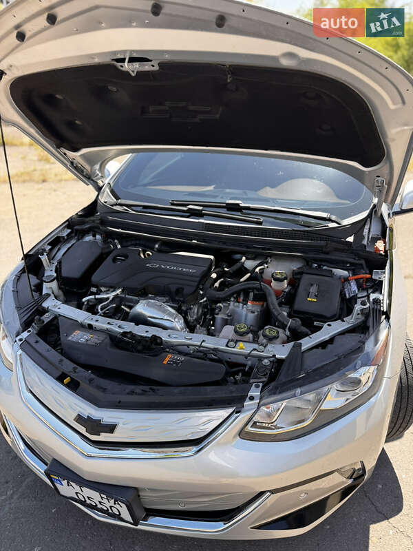 Хэтчбек Chevrolet Volt 2016 в Калуше фото 14 Хэтчбек Chevrolet Volt 2016 в Калуше