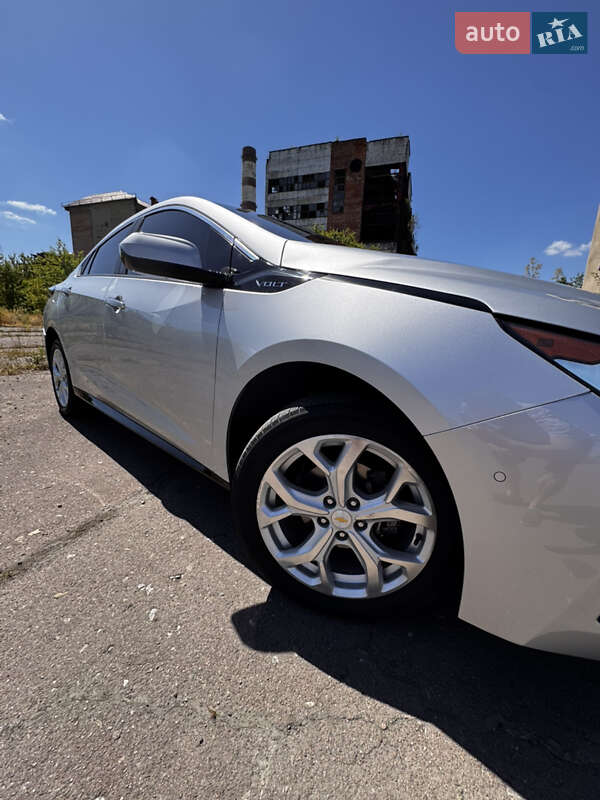 Хэтчбек Chevrolet Volt 2016 в Калуше фото 17 Хэтчбек Chevrolet Volt 2016 в Калуше