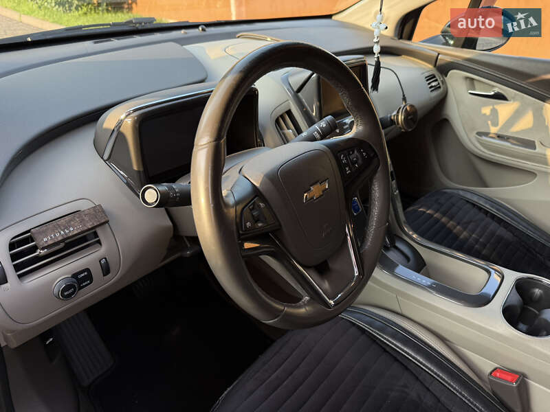 Хетчбек Chevrolet Volt 2013 в Рівному