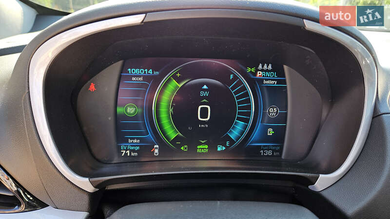 Хэтчбек Chevrolet Volt 2015 в Черкассах