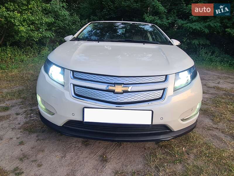 Хэтчбек Chevrolet Volt 2013 в Черкассах