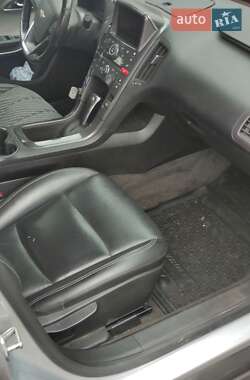 Хэтчбек Chevrolet Volt 2014 в 