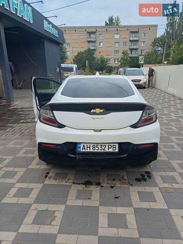 Хэтчбек Chevrolet Volt 2017 в Краматорске