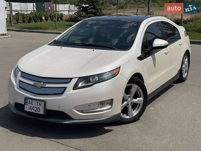 Хэтчбек Chevrolet Volt 2011 в Днепре
