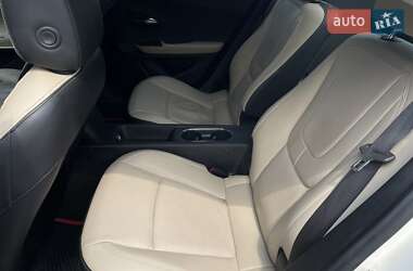 Хэтчбек Chevrolet Volt 2011 в 
