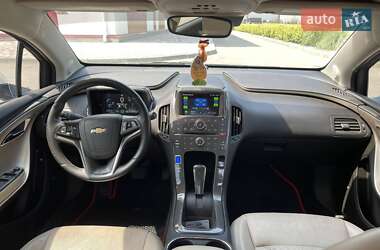 Хэтчбек Chevrolet Volt 2011 в 