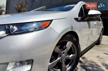 Хэтчбек Chevrolet Volt 2010 в 