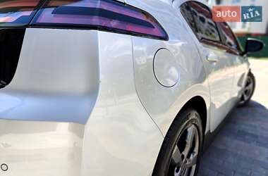 Хэтчбек Chevrolet Volt 2010 в 