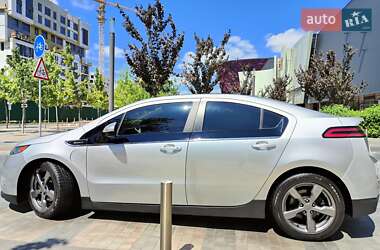 Хэтчбек Chevrolet Volt 2010 в 