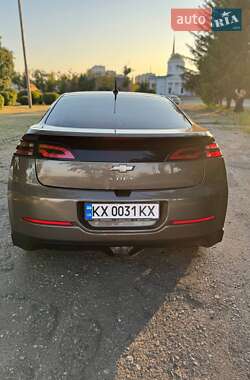 Хэтчбек Chevrolet Volt 2014 в 