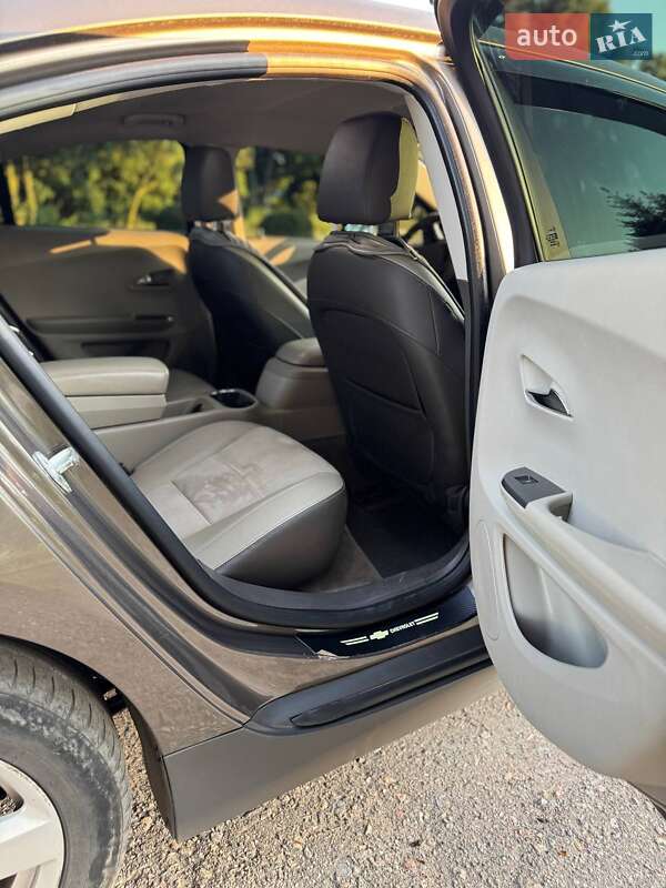 Хэтчбек Chevrolet Volt 2014 в Харькове