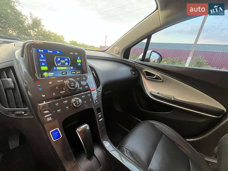 Хэтчбек Chevrolet Volt 2013 в Никополе