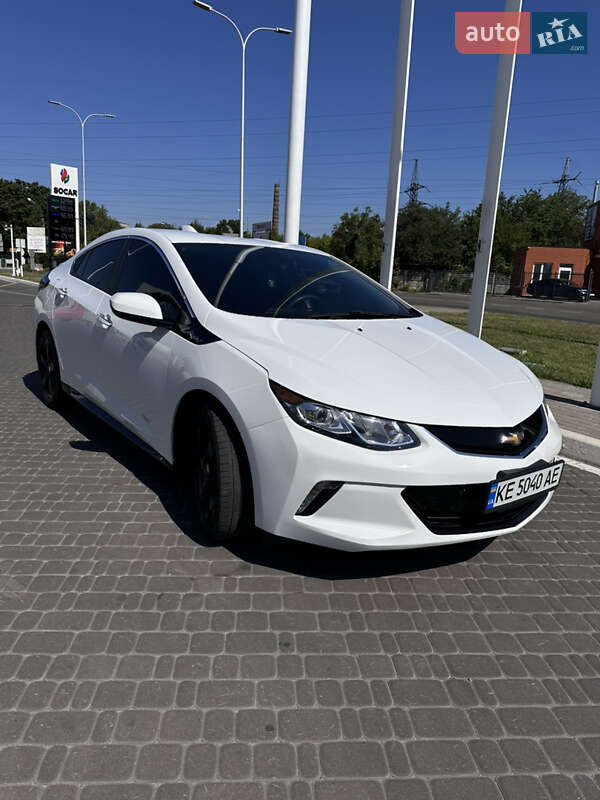Хэтчбек Chevrolet Volt 2018 в Днепре