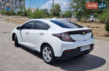 Хэтчбек Chevrolet Volt 2016 в 