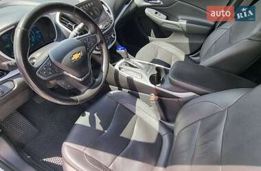 Хэтчбек Chevrolet Volt 2016 в 