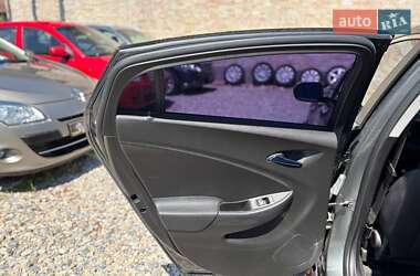 Хэтчбек Chevrolet Volt 2017 в 