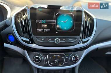 Хэтчбек Chevrolet Volt 2017 в 