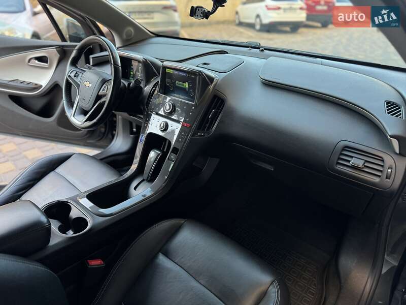 Хэтчбек Chevrolet Volt 2015 в Виннице