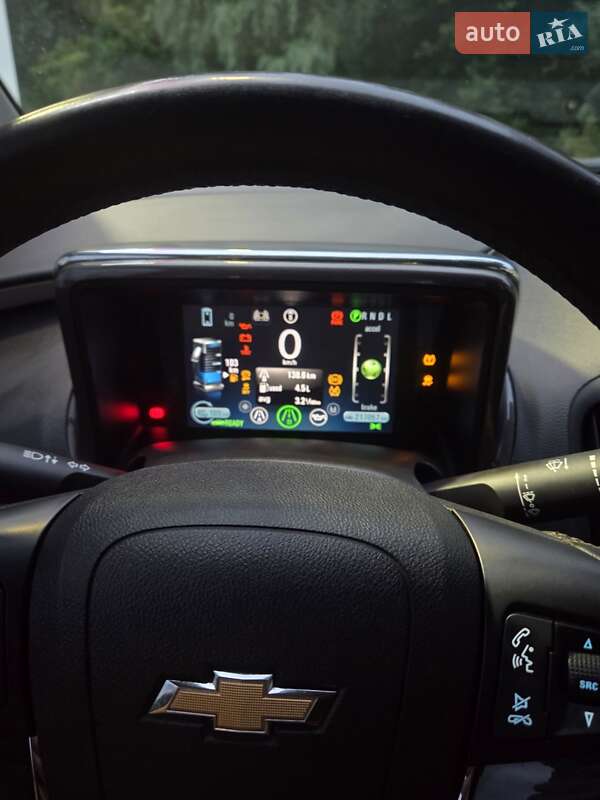 Хэтчбек Chevrolet Volt 2012 в Киеве