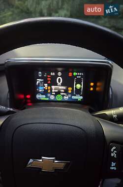 Хэтчбек Chevrolet Volt 2012 в 