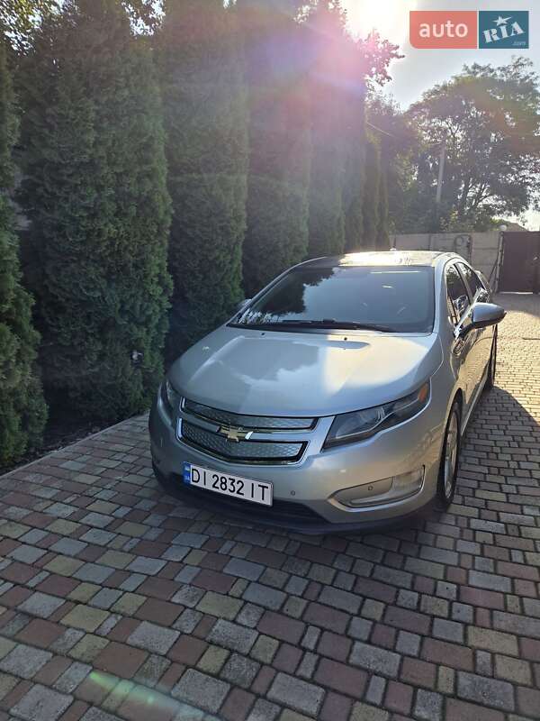 Хэтчбек Chevrolet Volt 2012 в Киеве