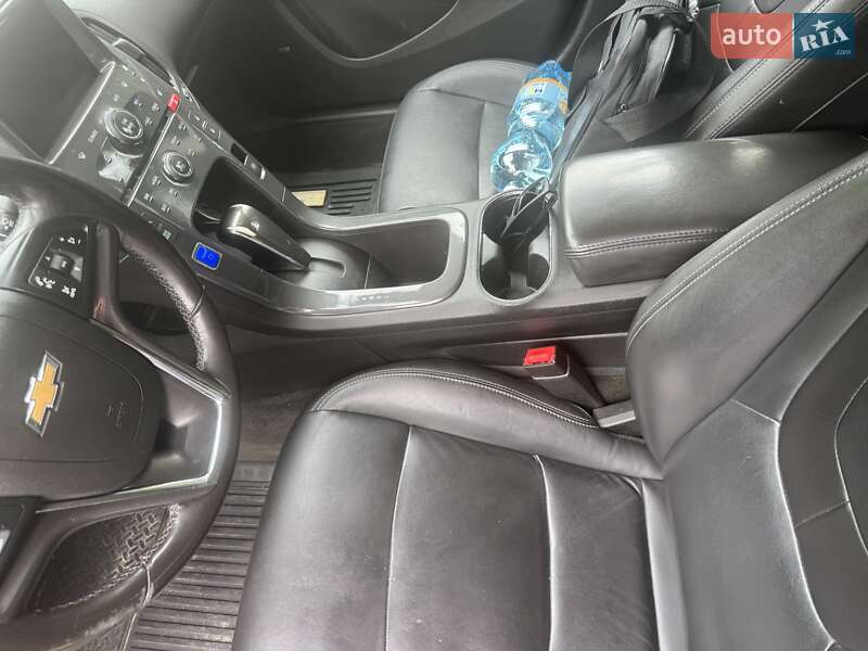 Хэтчбек Chevrolet Volt 2012 в Тернополе