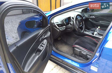 Хэтчбек Chevrolet Volt 2018 в 
