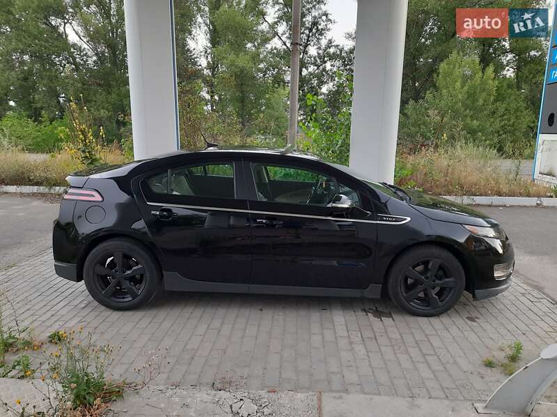 Хэтчбек Chevrolet Volt 2011 в Кременчуге
