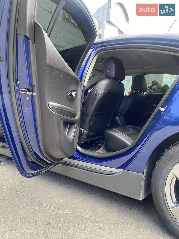 Хетчбек Chevrolet Volt 2012 в Запоріжжі