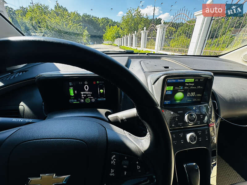 Хэтчбек Chevrolet Volt 2012 в Виннице