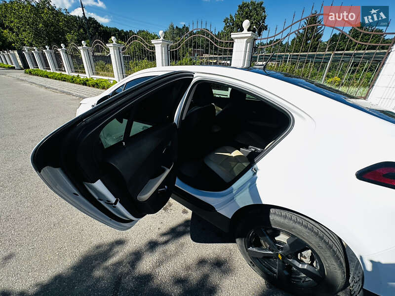 Хэтчбек Chevrolet Volt 2012 в Виннице