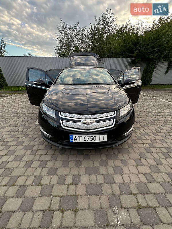 Хэтчбек Chevrolet Volt 2011 в Ивано-Франковске