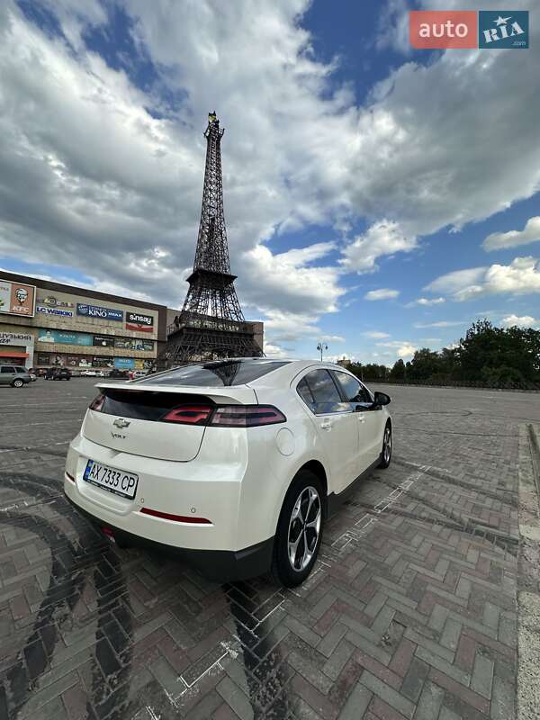 Хэтчбек Chevrolet Volt 2014 в Харькове фото 7 Хэтчбек Chevrolet Volt 2014 в Харькове