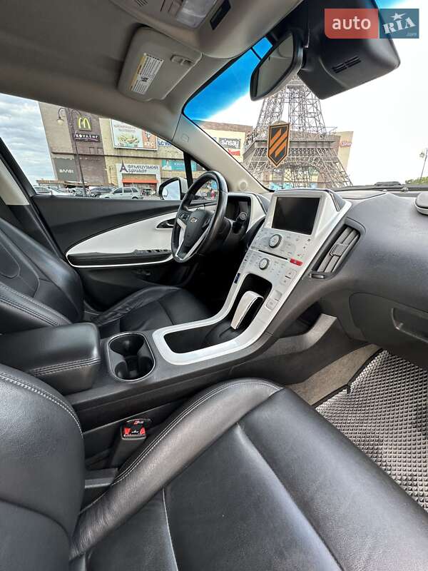 Хэтчбек Chevrolet Volt 2014 в Харькове