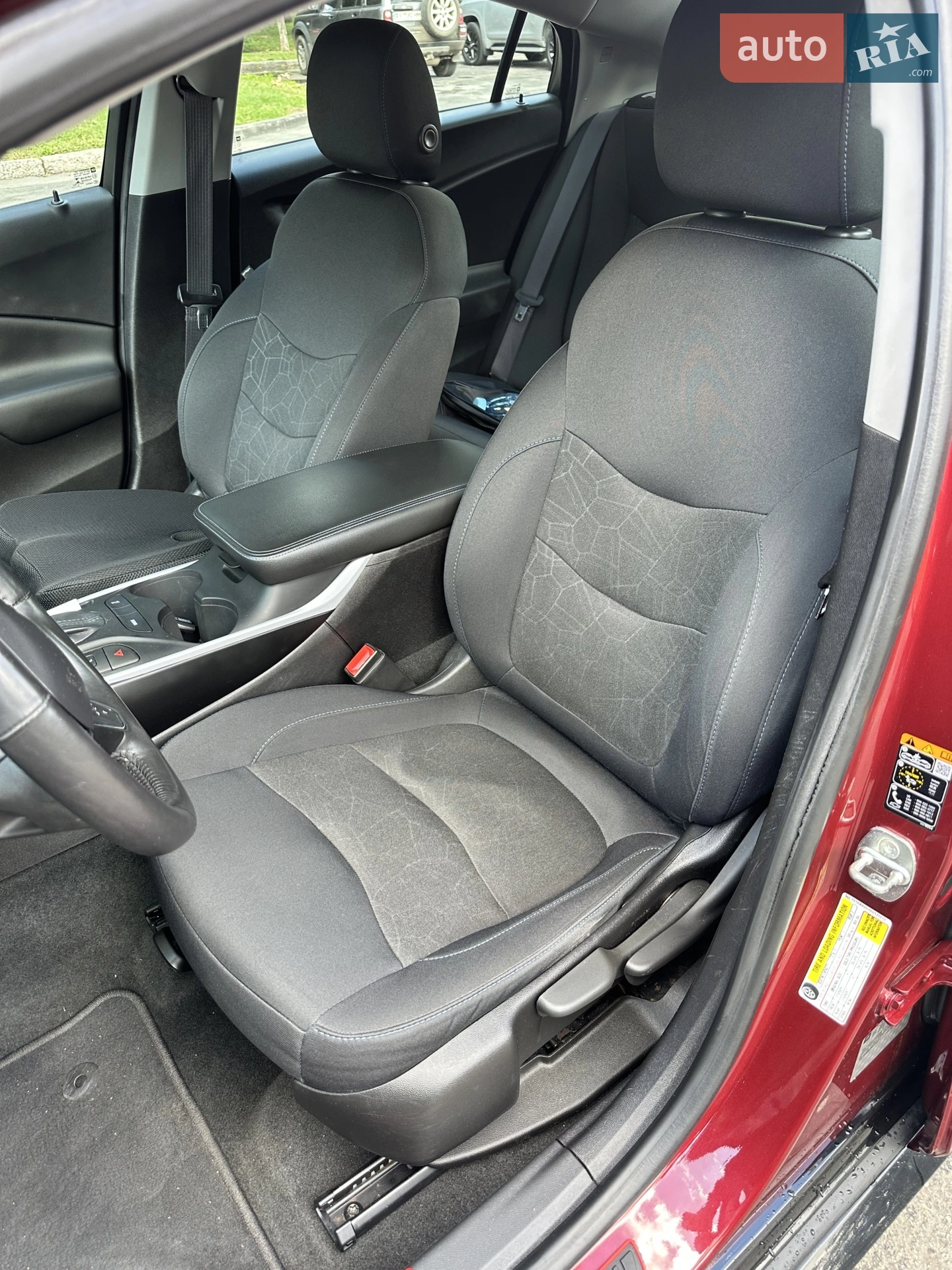 2016 Chevrolet Volt - мініатюра 18