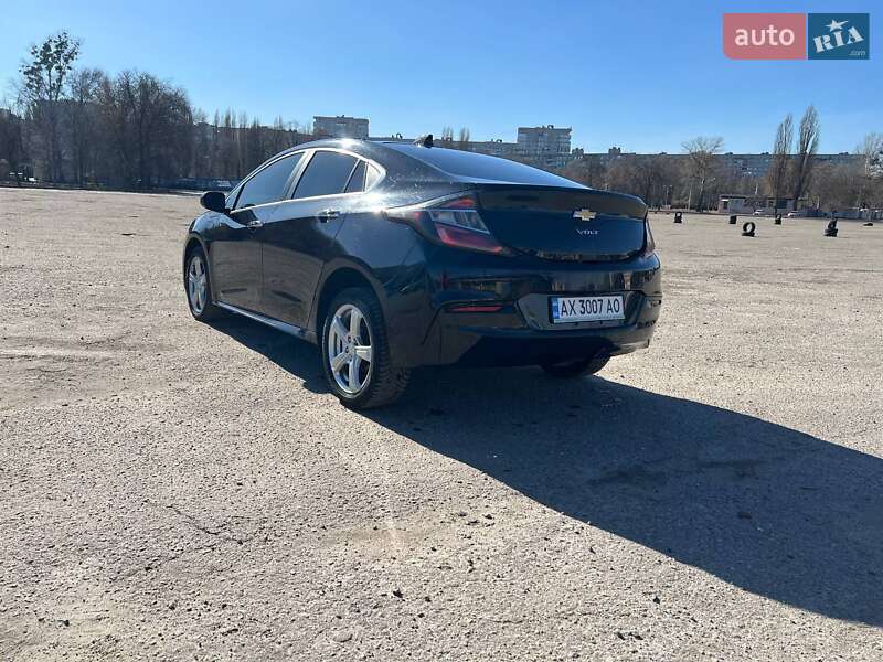 Хэтчбек Chevrolet Volt 2016 в Львове