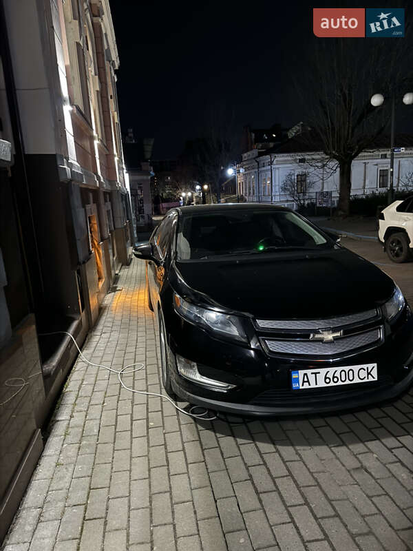 Хэтчбек Chevrolet Volt 2014 в Ивано-Франковске