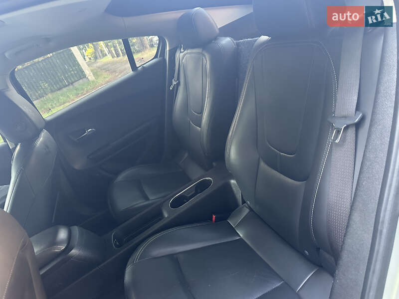 Хетчбек Chevrolet Volt 2010 в Києві