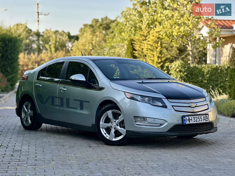 Хэтчбек Chevrolet Volt 2011 в Одессе