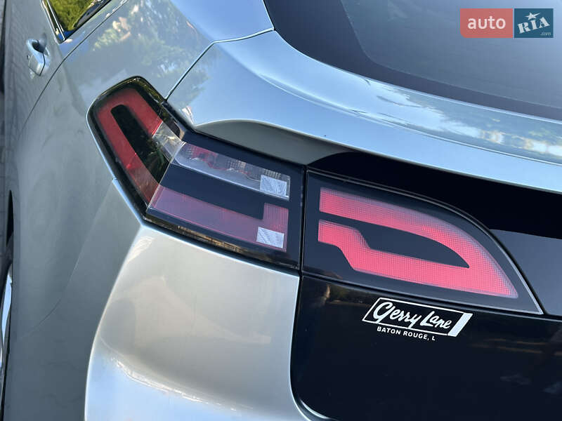 Хэтчбек Chevrolet Volt 2011 в Одессе