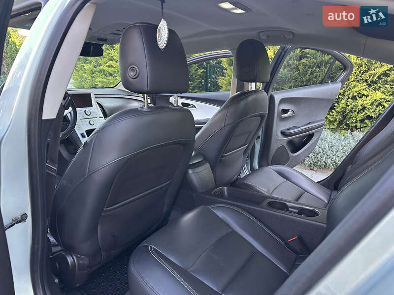 Хэтчбек Chevrolet Volt 2011 в Одессе
