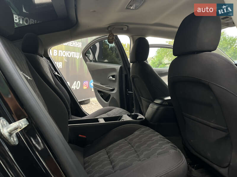 Хетчбек Chevrolet Volt 2013 в Харкові